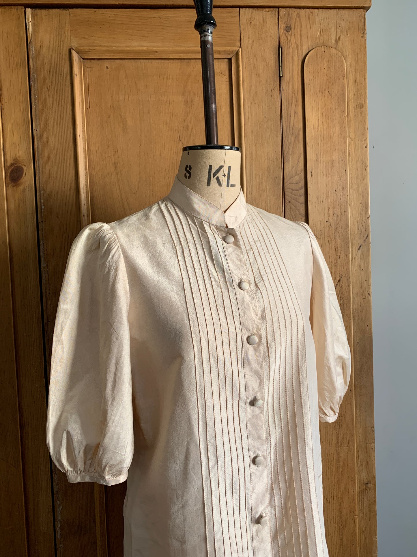 2 The French Finds Collection: Pearly Pink Silk Puff Sleeve Blouse