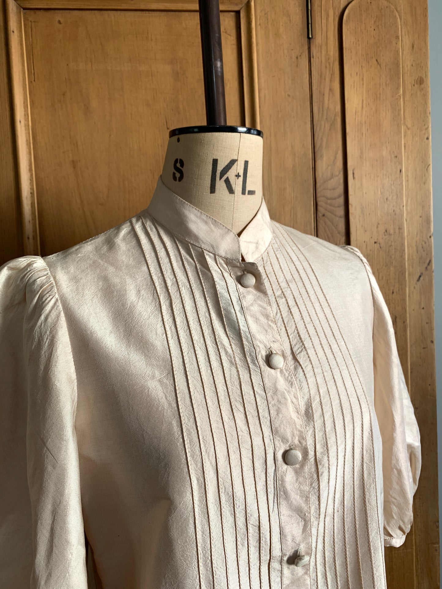 2 The French Finds Collection: Pearly Pink Silk Puff Sleeve Blouse