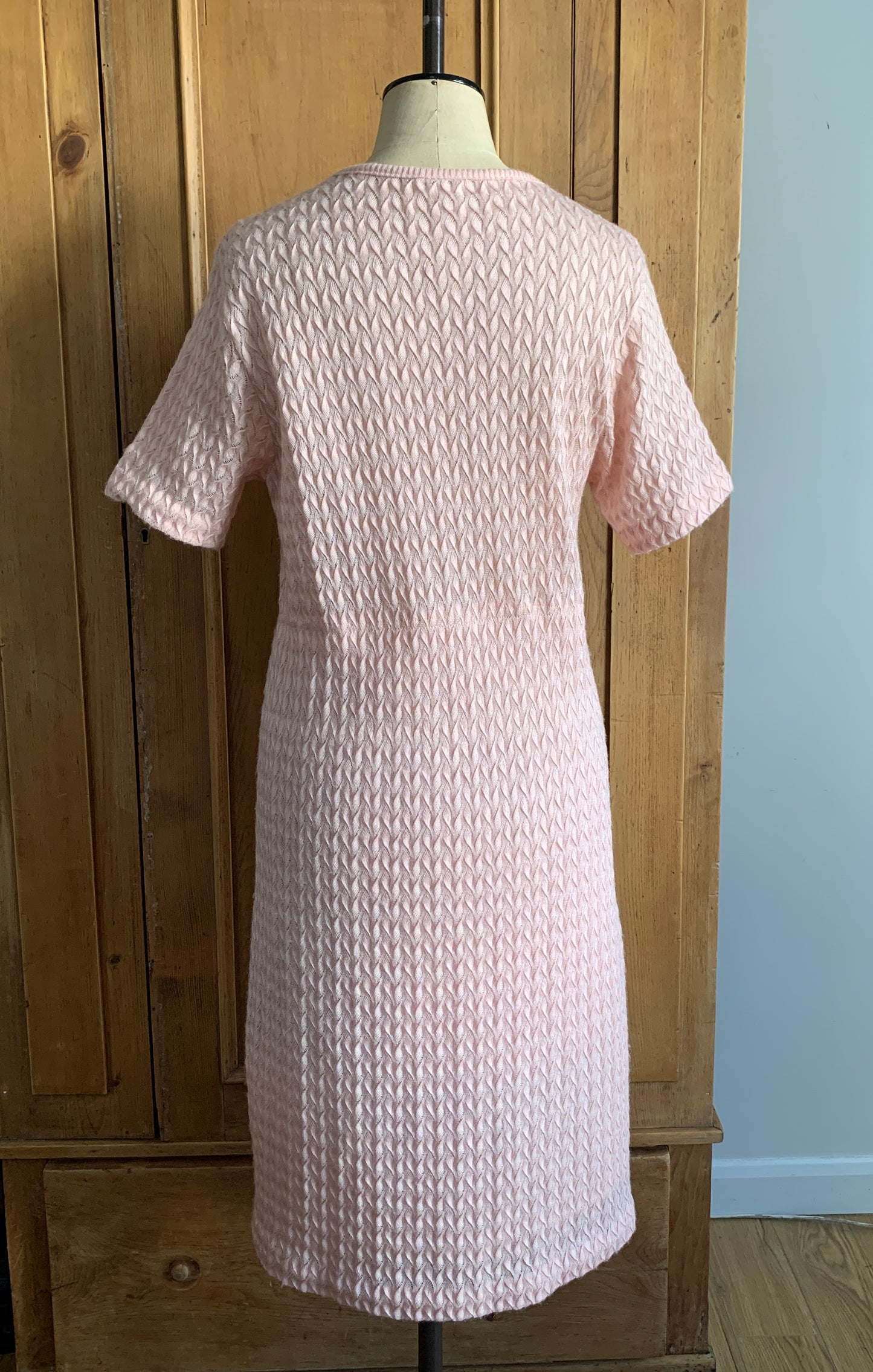 2 The French Finds Collection: Italian Vintage Candy-floss Pink Knit V-neck Dress