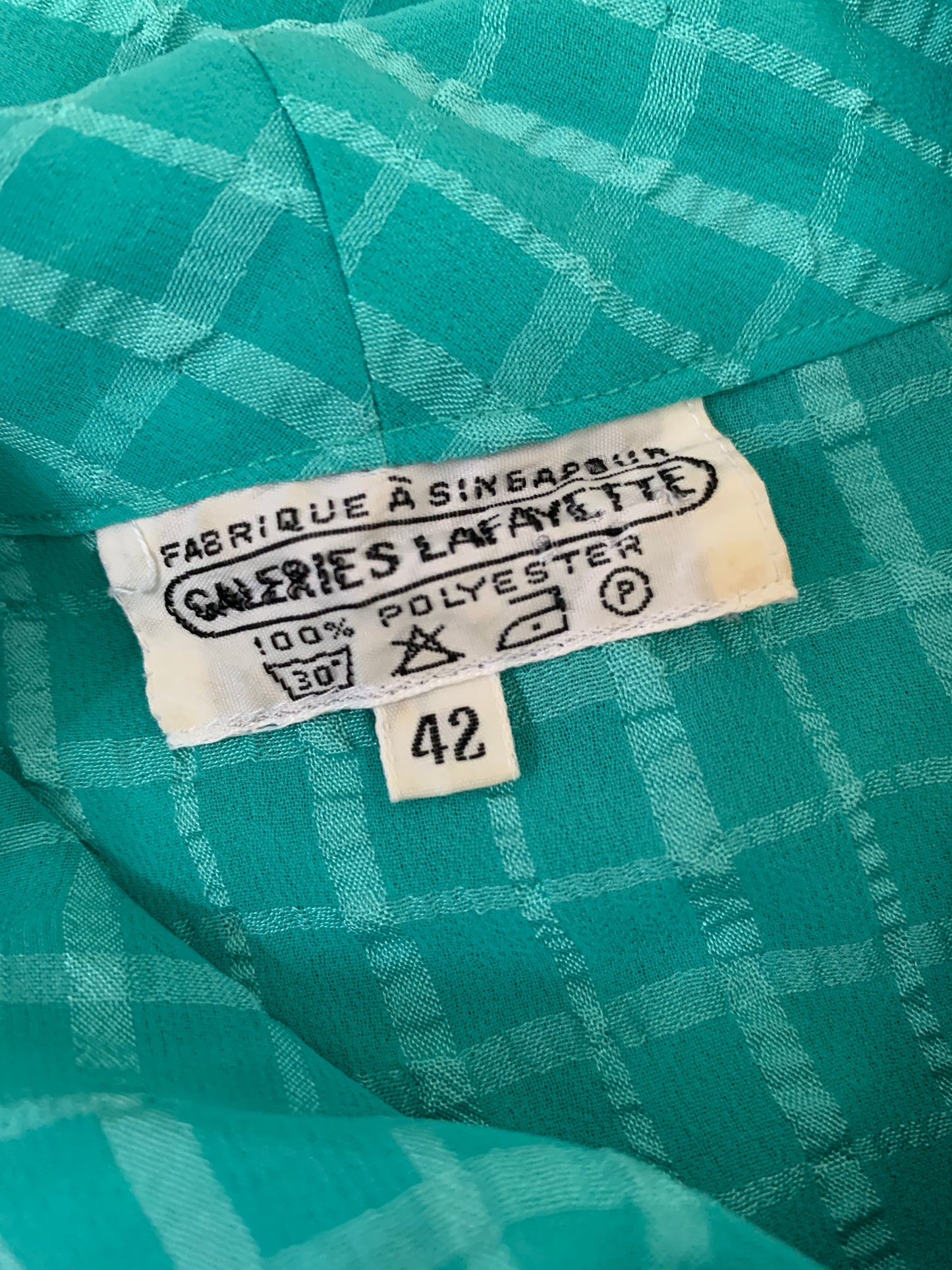 Late 50’s / Early 60’s Gallérie Lafayette Turquoise Pussybow Sleeveless Sheer Blouse