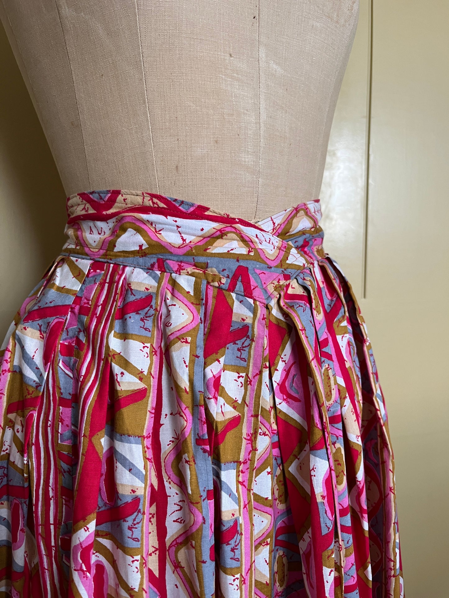 1 Spring Has Sprung Collection: 1950’s Pink Geometric Two Piece Skirt and Blouse Separates
