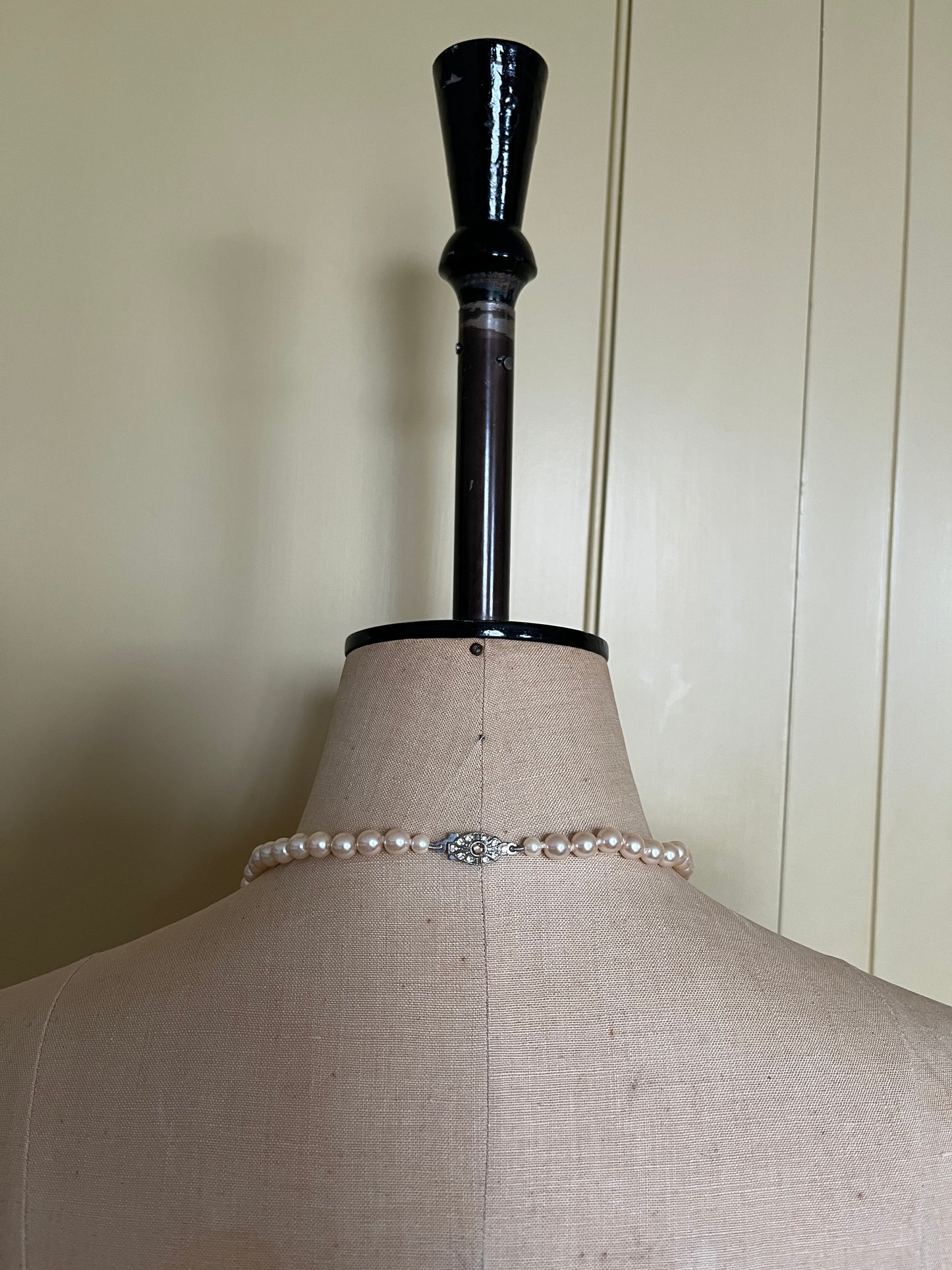 Vintage Glass Pearls with Diamanté Clasp