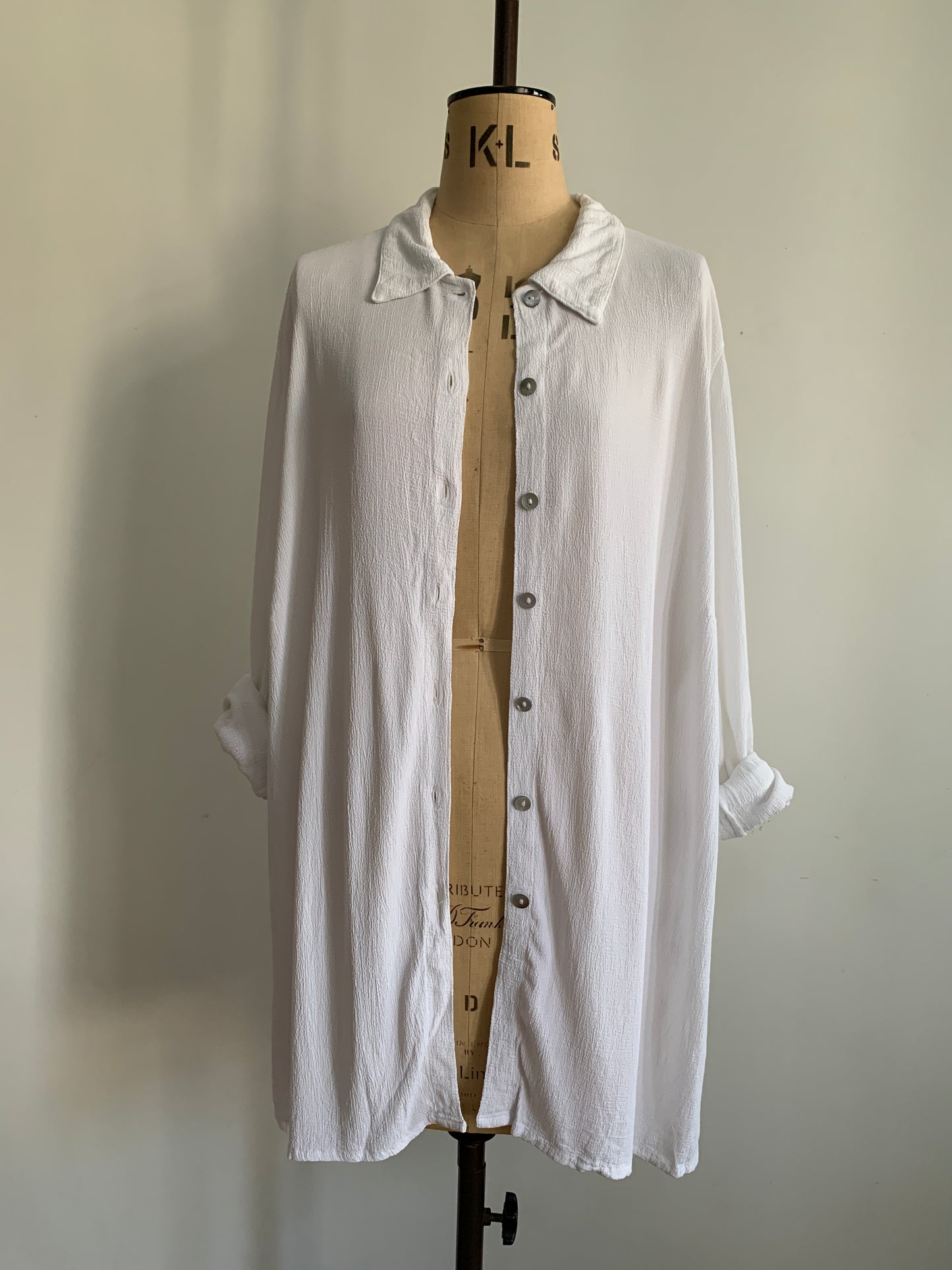 90's St Michael's Long White Loose Shirt