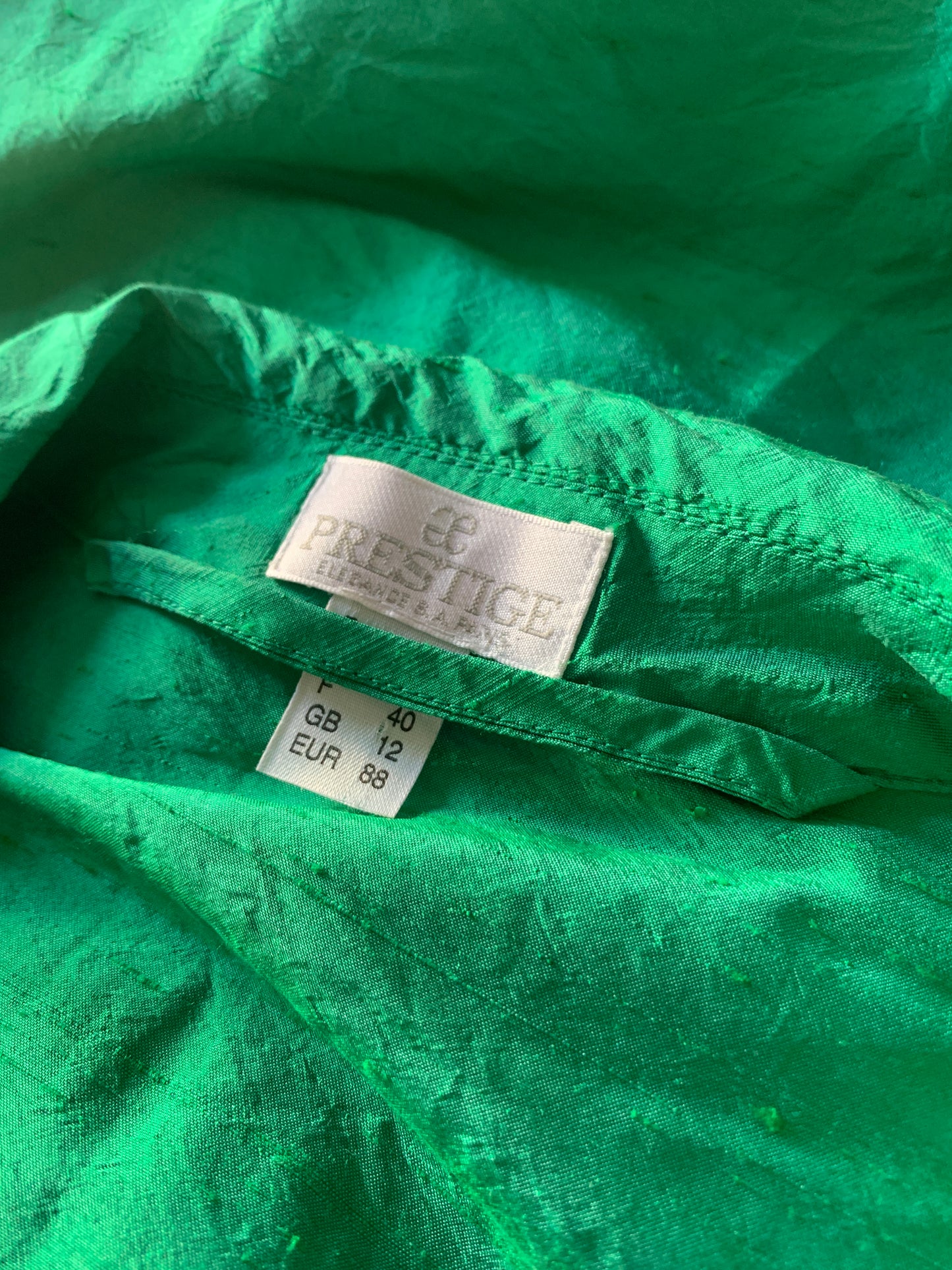 2 The French Finds Collection: Prestige Paris Emerald Green Silk Dupion Wrap Shirt Jacket