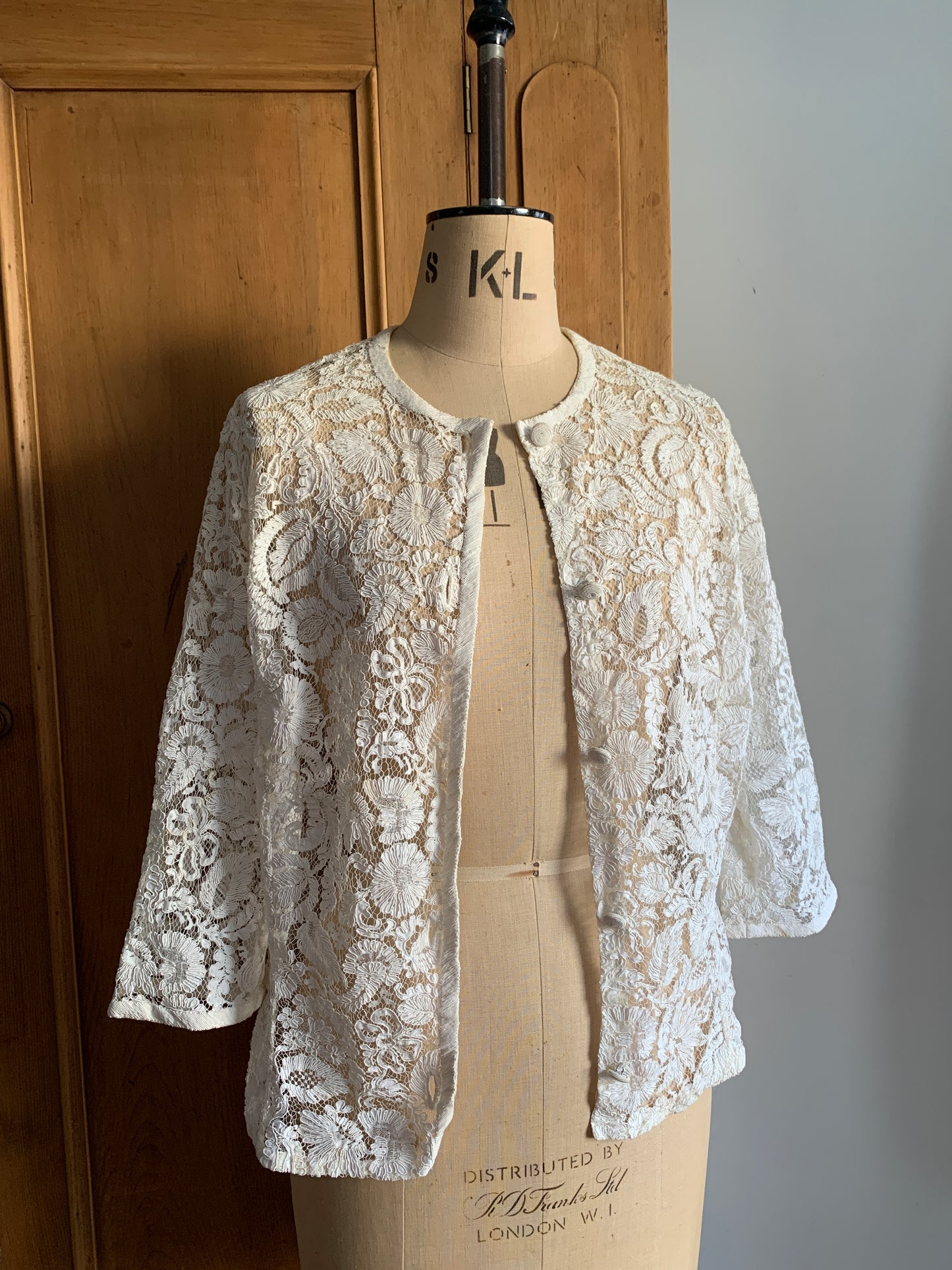 2 The French Finds Collection: 1950’s Cream Lace Blouse