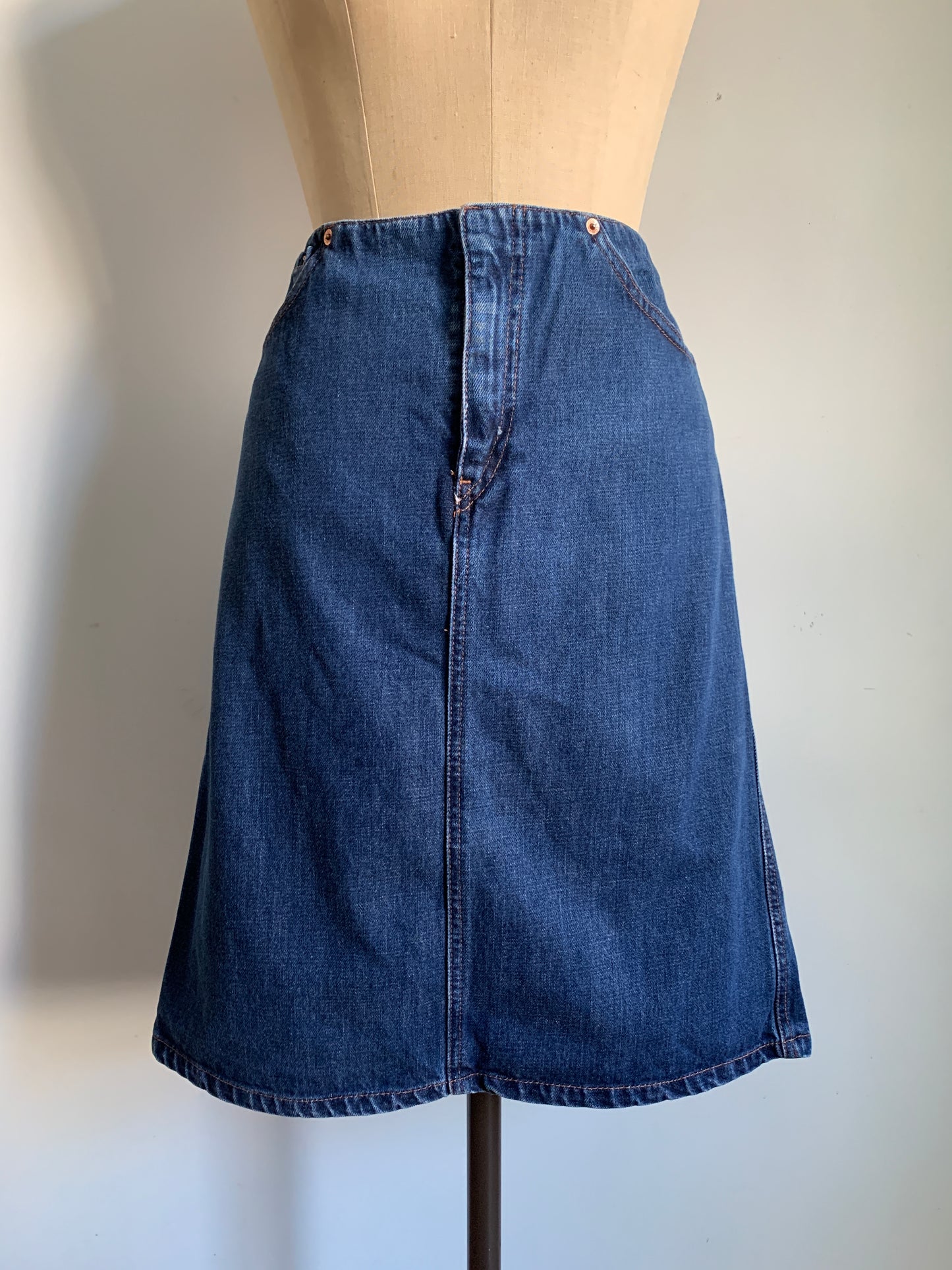 3 The Western Basics Collection: Levi’s Denim Skirt