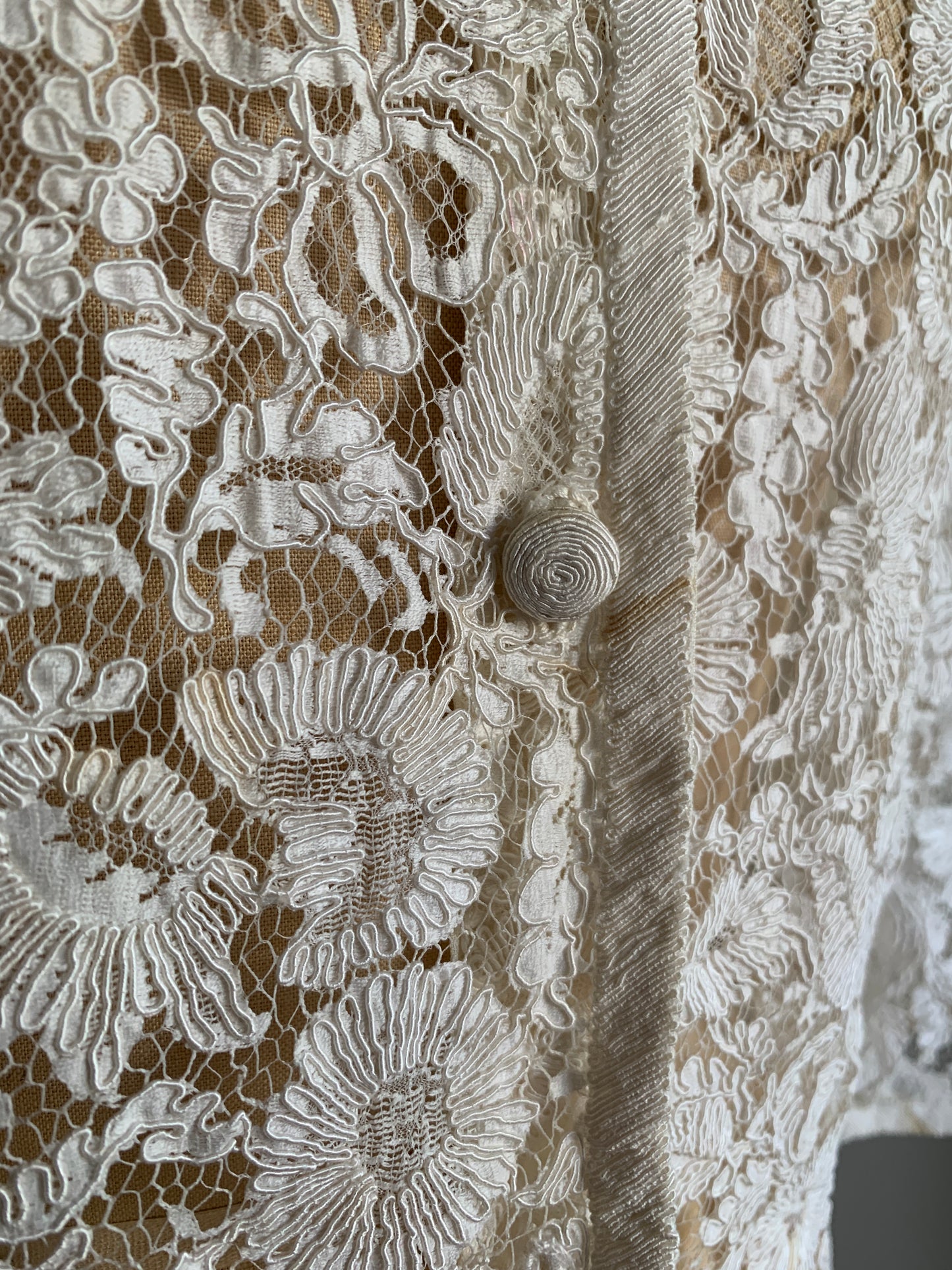 2 The French Finds Collection: 1950’s Cream Lace Blouse